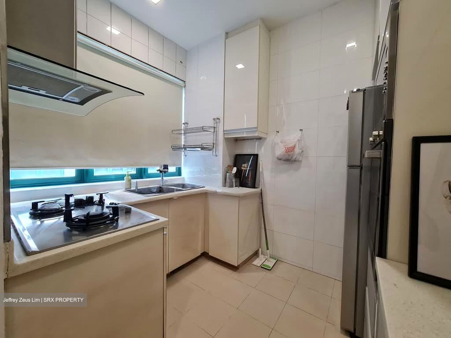 Dmanor (D16), Terrace #577097601